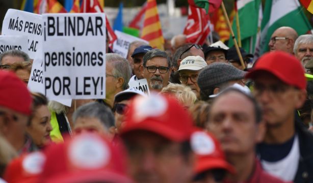 Enfado con la utilización política de los mayores
