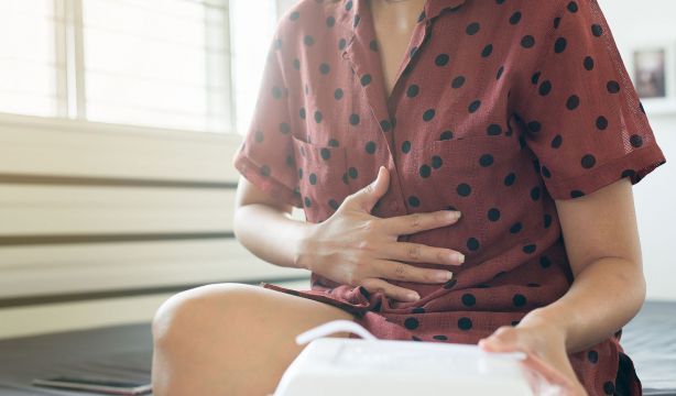 ¿Eructas demasiado? Estas son las razones