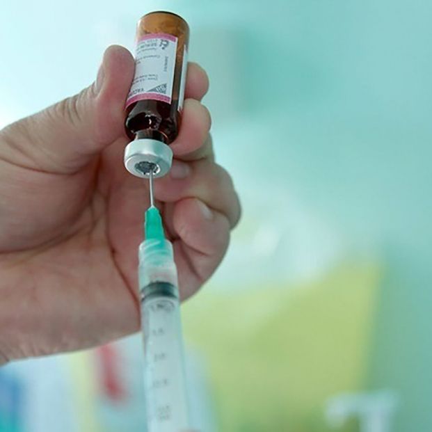 Sanidad avisa que todos los nacidos desde 1970 deben vacunarse contra el sarampión