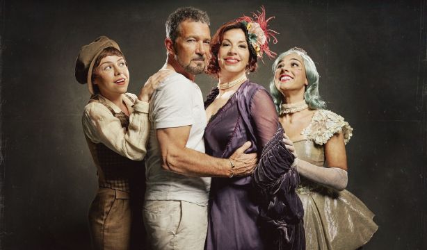 'Gypsy', el musical de Antonio Banderas, sube el telón por primera vez en España