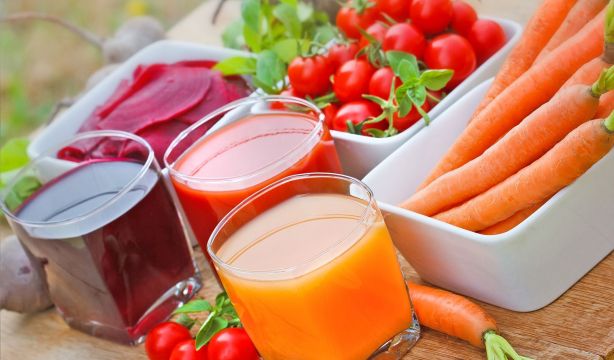 Un compuesto presente en tomates, zanahorias, naranjas y mandarinas protege del alzhéimer