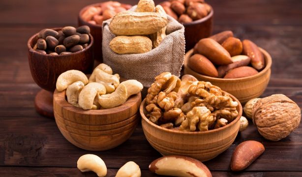 Estos son los 15 alimentos cotidianos que más protegen tu corazón