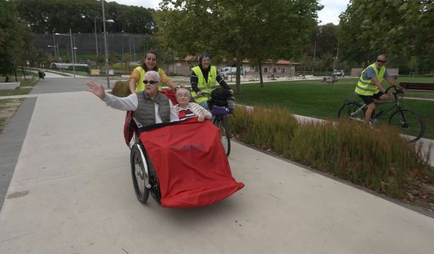 Las personas mayores de Pamplona podrán disfrutar de paseos terapéuticos en triciclo (Europa Press)