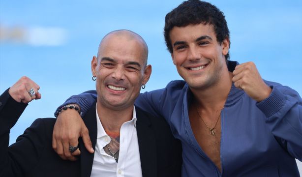 Óscar Casas revive "los éxitos y los infiernos" del gimnasta Gervasio Deferr en 'El gran salto'