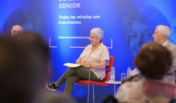 Las asociaciones de mayores denuncian que España "desprecia al talento sénior"