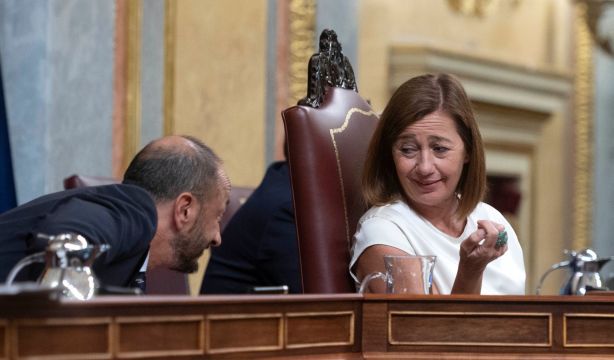 Pagar las pensiones y otras ayudas a exdiputados y exsenadores costará casi 3 millones en 2025