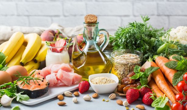 Esta es la cena que deberías tomar para disminuir el riesgo de alzhéimer, según un experto