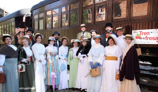 Vuelve el Tren de la Fresa en su temporada de otoño: fechas y horarios de los viajes