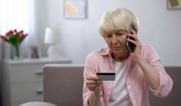 La tecnología obsoleta de la banca dispara las ciberestafas: casi un billón en pérdidas