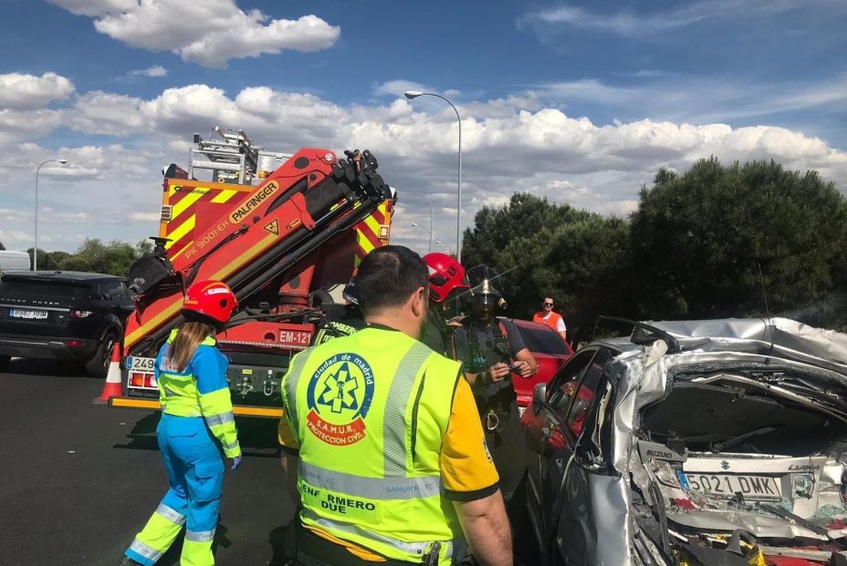 Accidente de tráfico en la M 40 