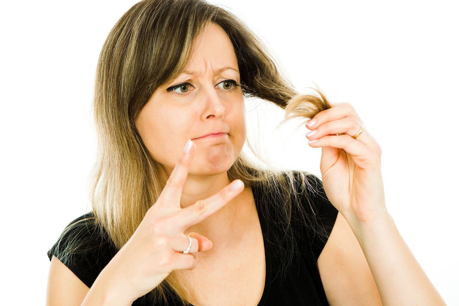 Consejos para regenerar el cabello después de los daños del verano