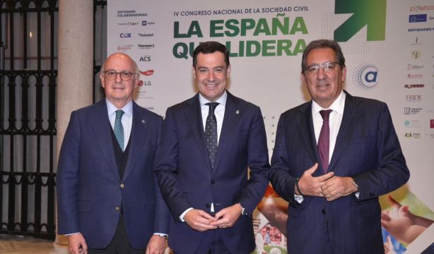 Juanma Moreno: “La sociedad civil es el antídoto a los abusos de poder”