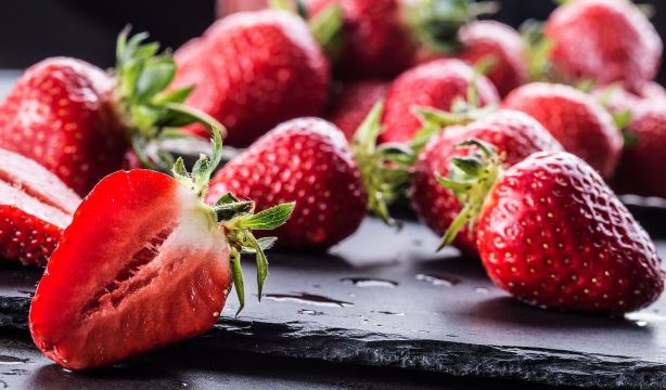 Esta es la cantidad de fresas que tienes que comer al día para reducir el colesterol (Bigstock)