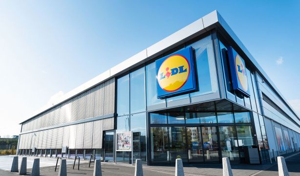 Lidl da el salto a la telefonía móvil y ofrecerá tarifas a bajo coste en España