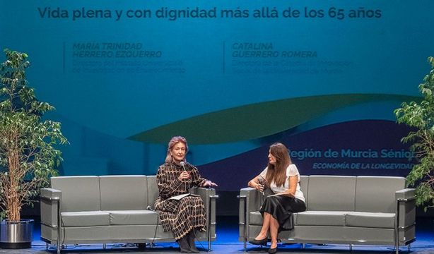 VÍDEO Expertas, contra el edadismo: "Lo más importante para una vejez plena es cambiar de actitud"
