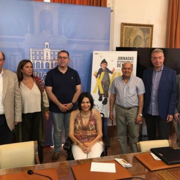 Presentación en el Ayuntamiento de las Jornadas de Magia de Zamora