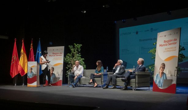 VÍDEO: La economía de la longevidad, una fuente de riqueza "que la sociedad debería aprovechar"