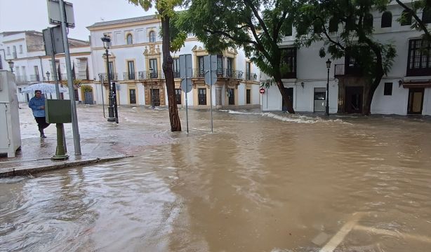 La AEMET advierte: "La DANA sigue sobre España. No te confíes"