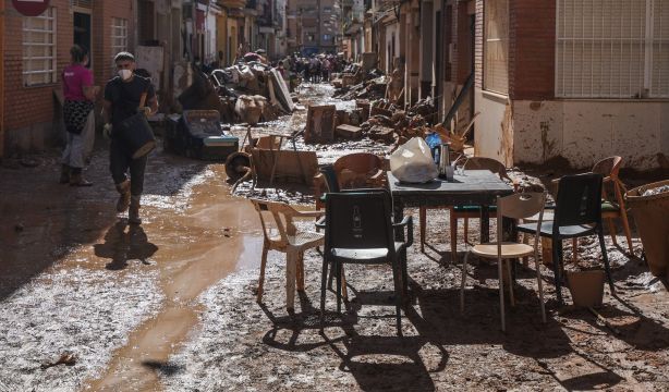 Alcaldesa Paiporta: "Han fallecido muchos mayores que vivían en plantas bajas y no pudieron salir"