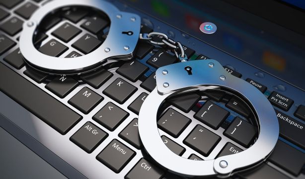 Los responsables de 'Servicio-IPTV', condenados hasta a tres años de cárcel por piratear contenidos