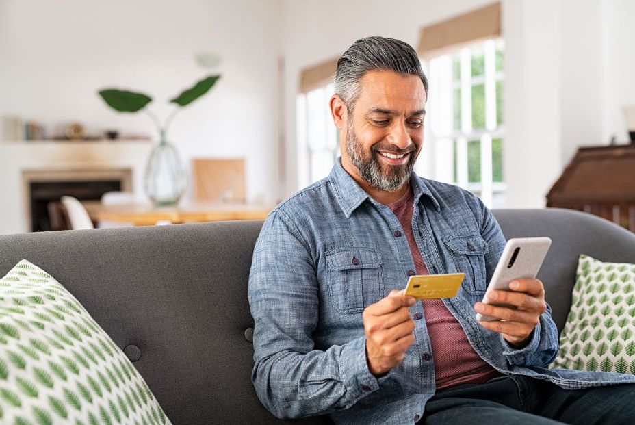La OCU denuncia ante Consumo a 6 empresas por gastos de gestión abusivos en la venta 'online' (Bigstock) La OCU denuncia ante Consumo a 6 empresas por gastos de gestión abusivos en la venta 'online' (Bigstock)