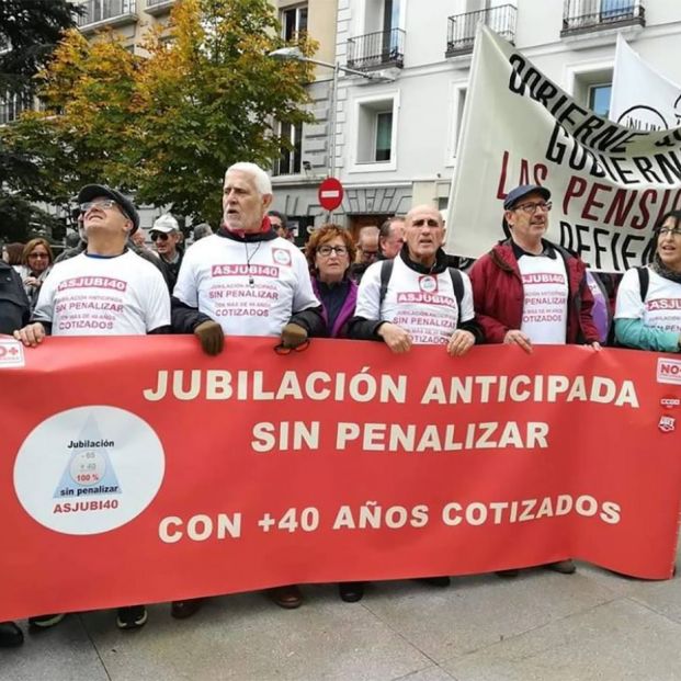 Jubilados anticipados: "Si no se nos escucha estamos dispuestos a ir ya a Europa"