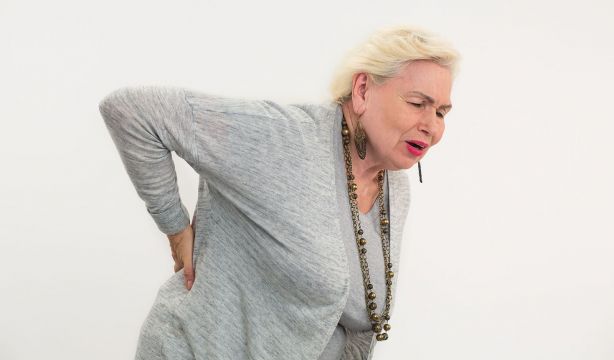 Un estudio revela cuál debe ser el primer paso para superar el dolor lumbar