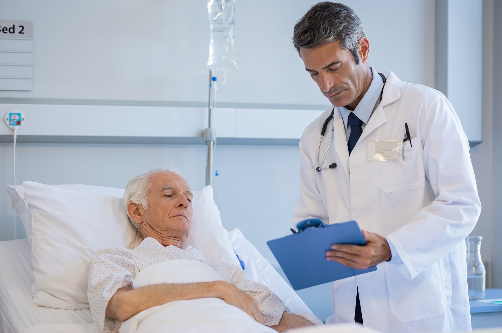"No podemos hacer nada más" y otras frases que jamás deberían decir los médicos a los pacientes "No podemos hacer nada más" y otras frases que jamás deberían decir los médicos a los pacientes