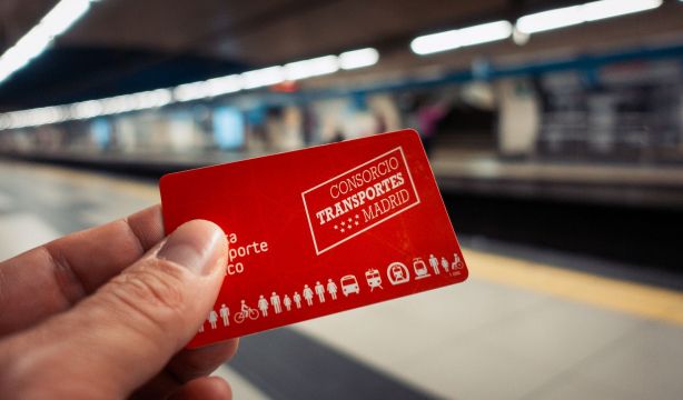 Madrid moderniza el transporte público con pago móvil y tarifas inteligentes más baratas
