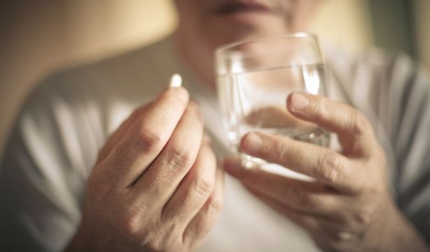 Usar antibióticos sin receta es peligroso y aumenta el riesgo de bacterias resistentes