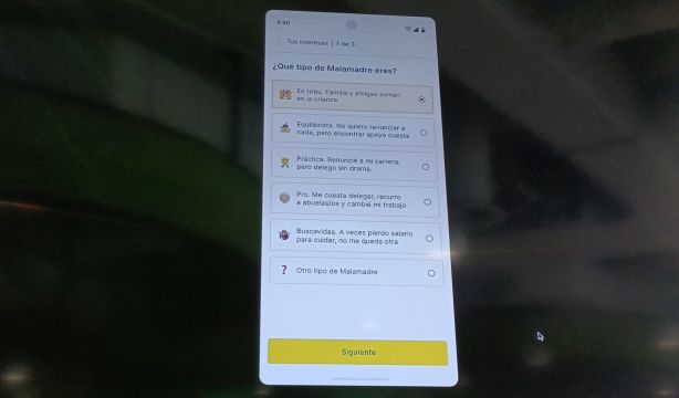 Nace 'el tinder de las madres', una app que conecta a las mujeres para conciliar