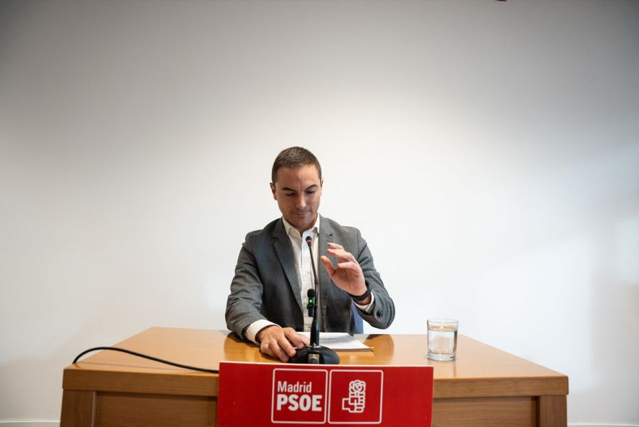 Lobato dimite como secretario general del PSOE de Madrid Lobato dimite como secretario general del PSOE de Madrid