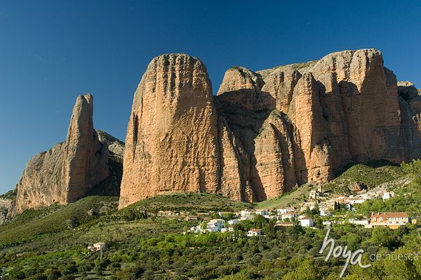 mallos de Riglos