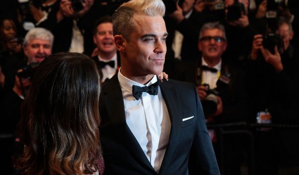 Un biopic diferente: llega la historia de Robbie Williams a los cines
