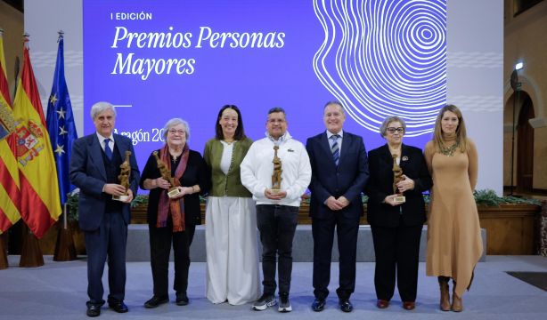 Aragón entrega los I Premios del Mayor para reconocer su aportación a la sociedad (Europa Press)