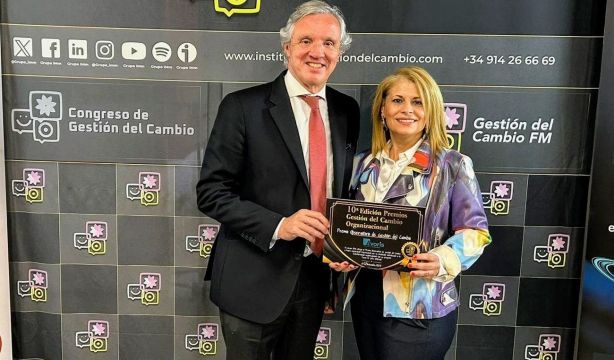 Ávoris recibe el premio Observatorio de Gestión del Cambio 2024
