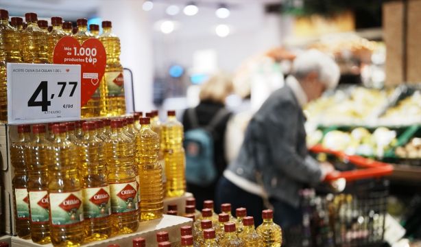 Alertan de errores en las etiquetas de los supermercados: peso incorrecto y precios poco visibles