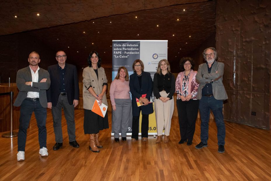 Ana Bedia: "Los medios de comunicación a menudo perpetúan estereotipos negativos sobre la vejez" Ana Bedia: "Los medios de comunicación a menudo perpetúan estereotipos negativos sobre la vejez"