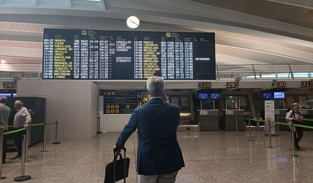 El 84% de pasajeros no recibe información del derecho a compensación tras una cancelación del vuelo