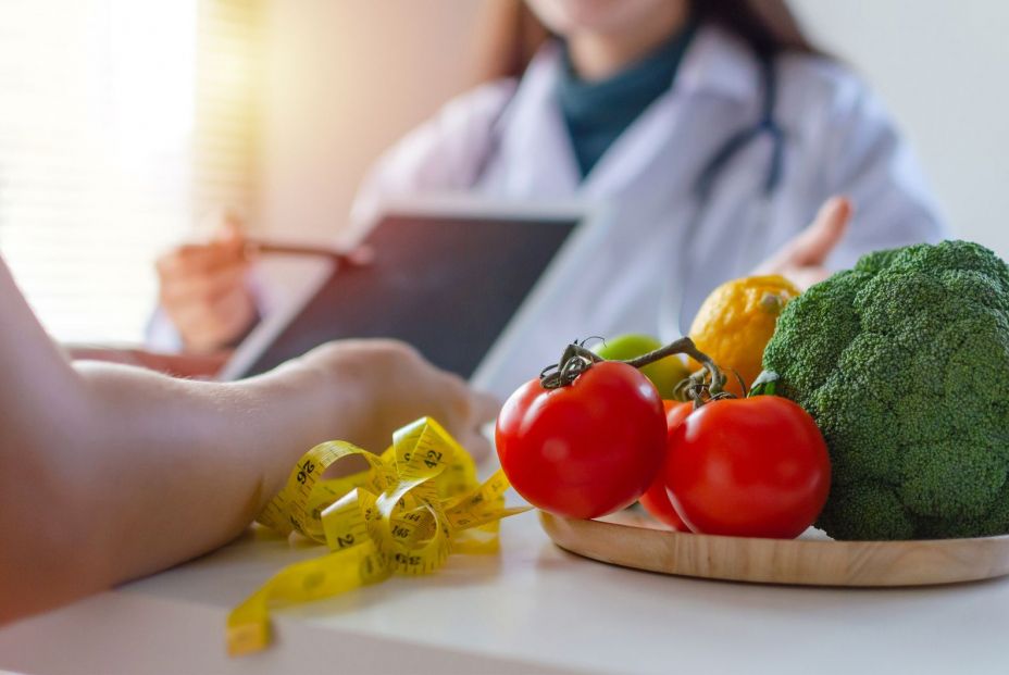 ¿Cómo es la salud de la boca de las personas mayores cuando se hace una dieta? ¿Cómo es la salud de la boca de las personas mayores cuando se hace una dieta?