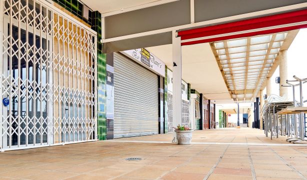 Otro año negro para el pequeño comercio: en 2024 cerraron 24 tiendas al día