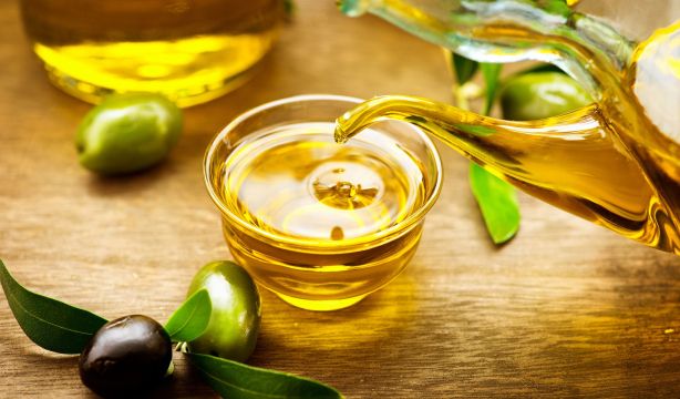 Aceite de oliva. Fuente: Bigstock