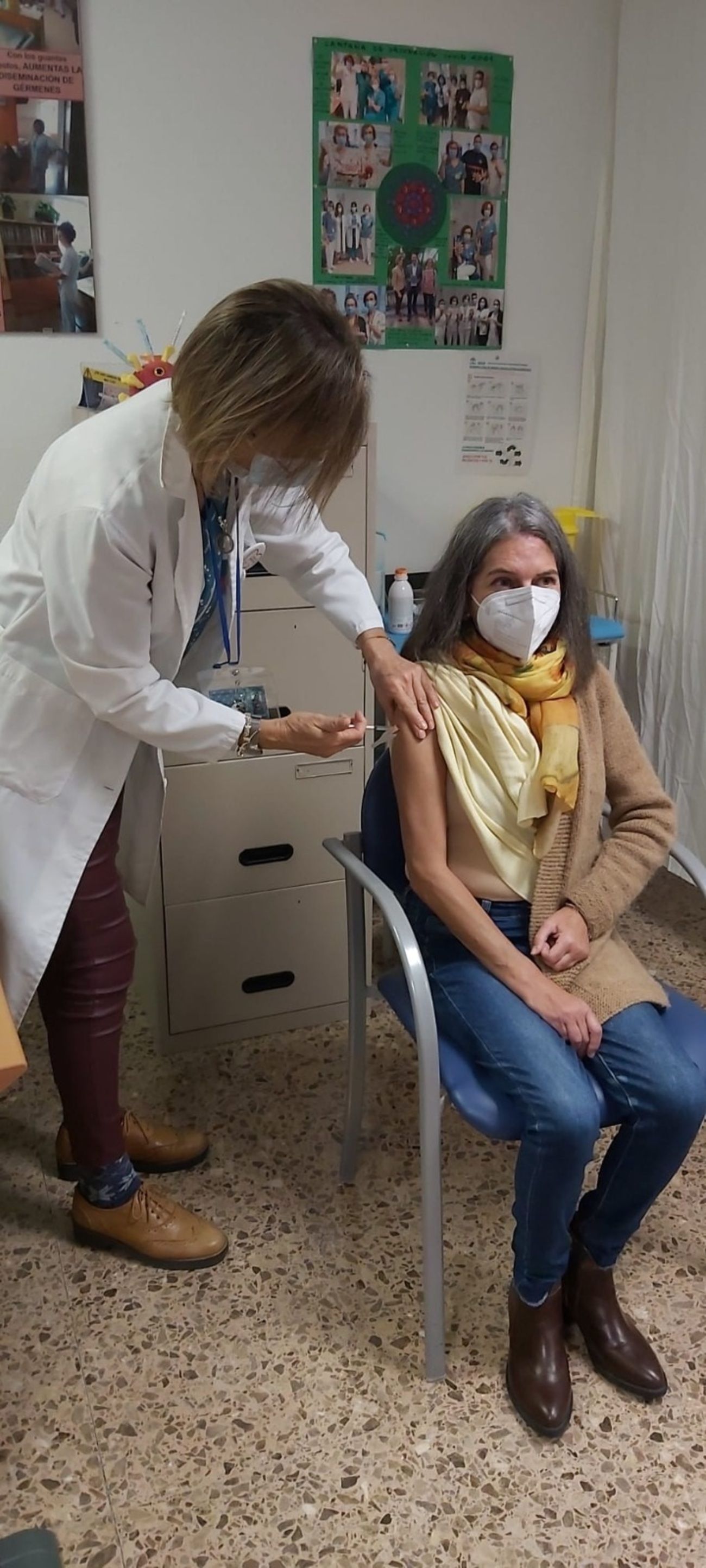 La vacuna contra el herpes zóster también reduce el riesgo de enfermedad cardiaca. Fuente: Junta de Andalucía La vacuna contra el herpes zóster también reduce el riesgo de enfermedad cardiaca. Fuente: Junta de Andalucía