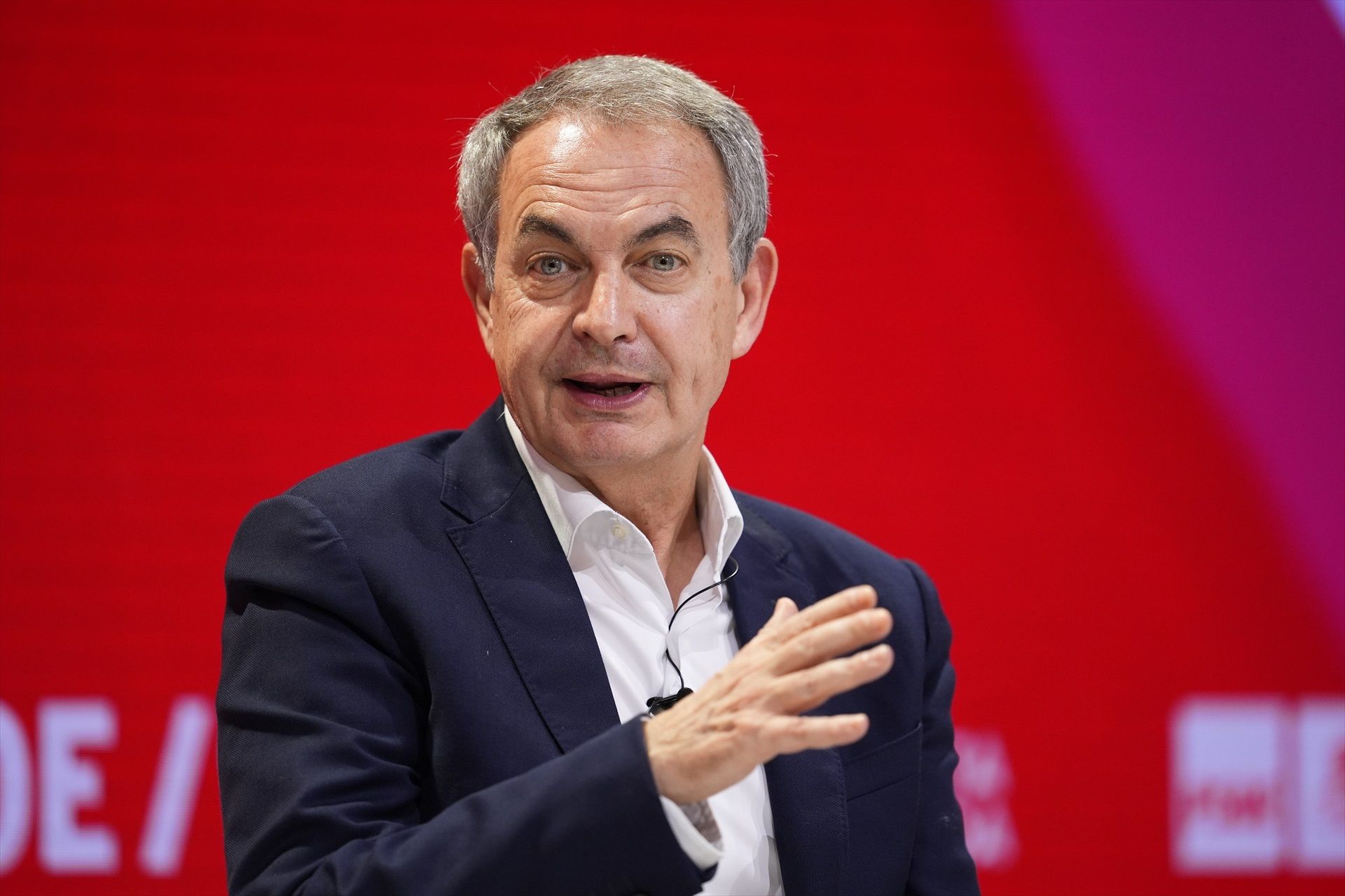 El expresidente José Luis Rodríguez Zapatero, intervieniendo en el Congreso Federal del PSOE (2024). Fuente: Joaquin Corchero / Europa Press