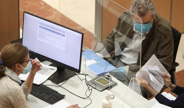 Hacienda responde la avalancha de cartas de mutualistas: "Hay que acogerse al nuevo procedimiento"