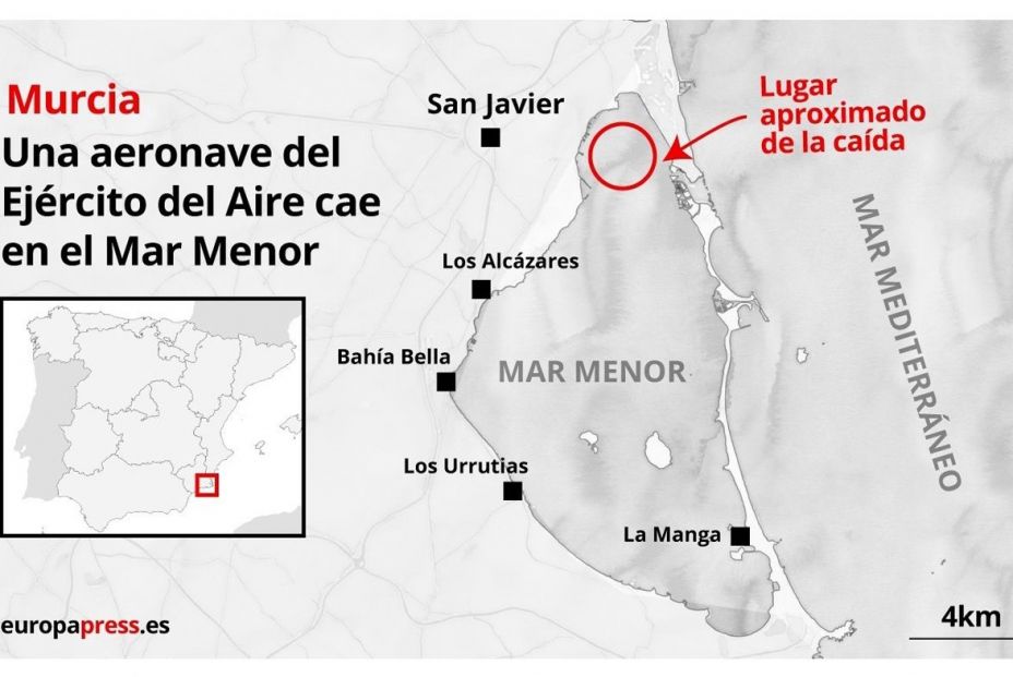 Mapa que indica el punto aproximado en el que una aeronave de la Academia General del Aire (AGA) se ha estrellado en el Mar Menor