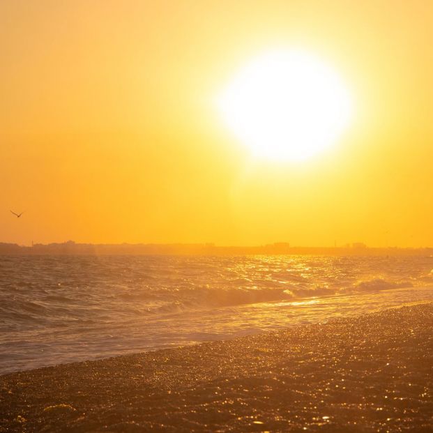 Sol frente al mar