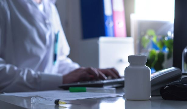 Un total de 798 personas fallecieron en 2024 debido a negligencias sanitarias