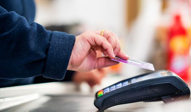 Aprende a organizar tus gastos de vacaciones con tarjetas prepago