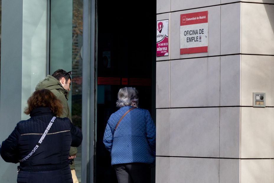 Paro sénior: La contratación de mayores de 45 no levanta cabeza en el cierre de 2025